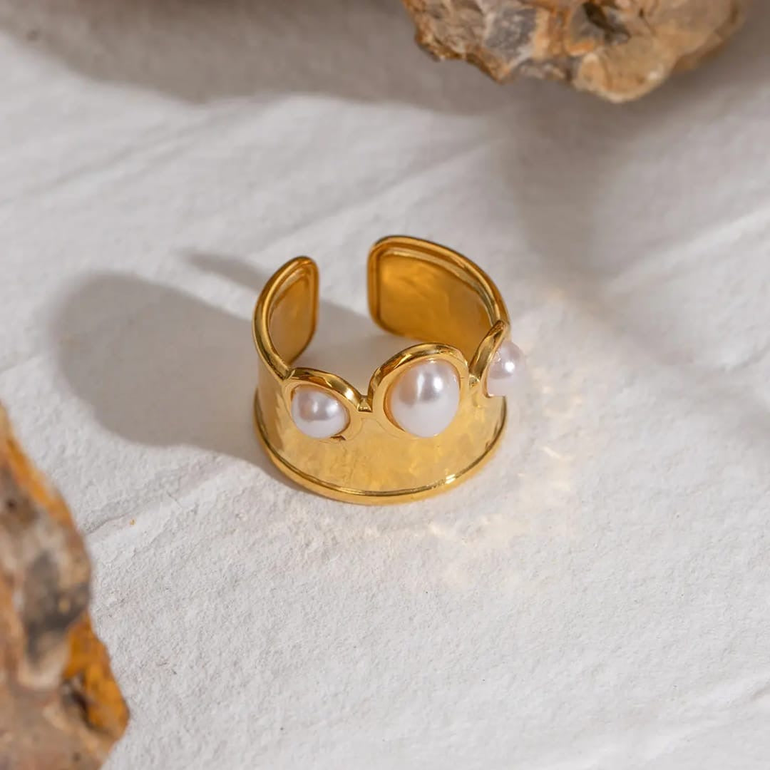 Pearl ring