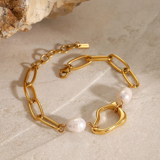 Pearl & Gold Link Bracelet
