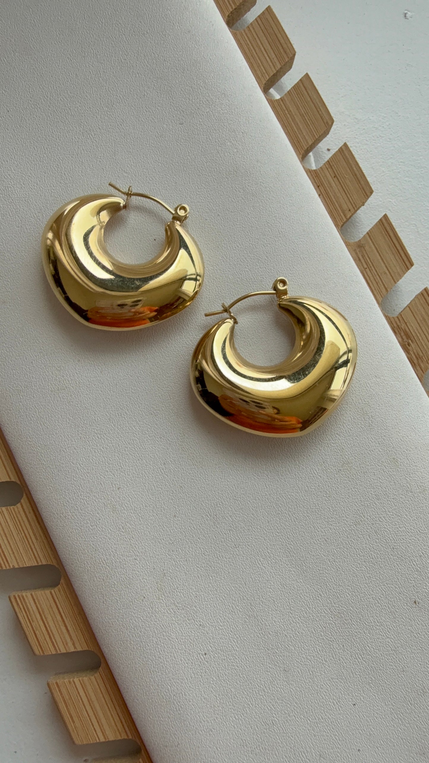 Nerisha Classic Hoops
