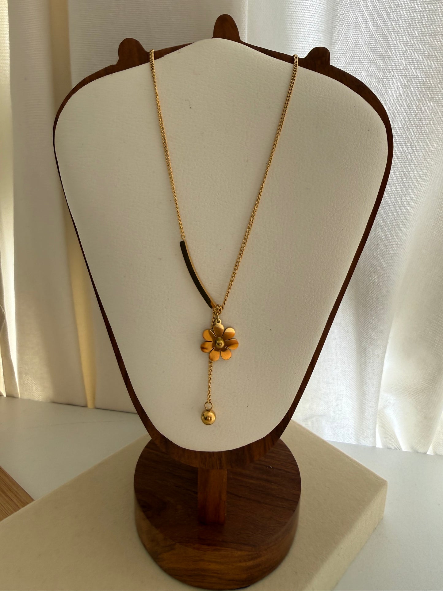 Melia-Floral Necklace