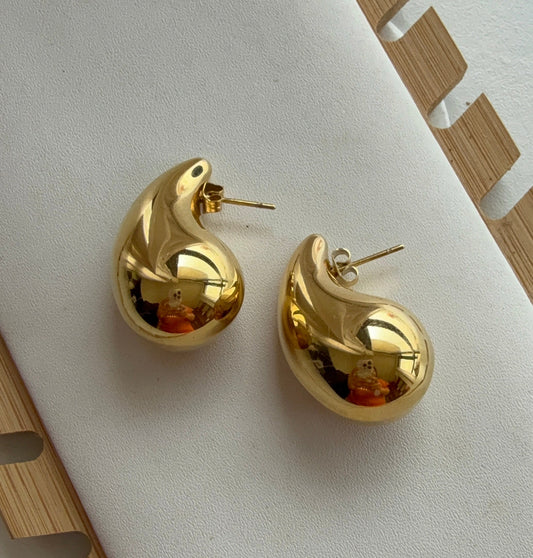 Croissant Stud earrings