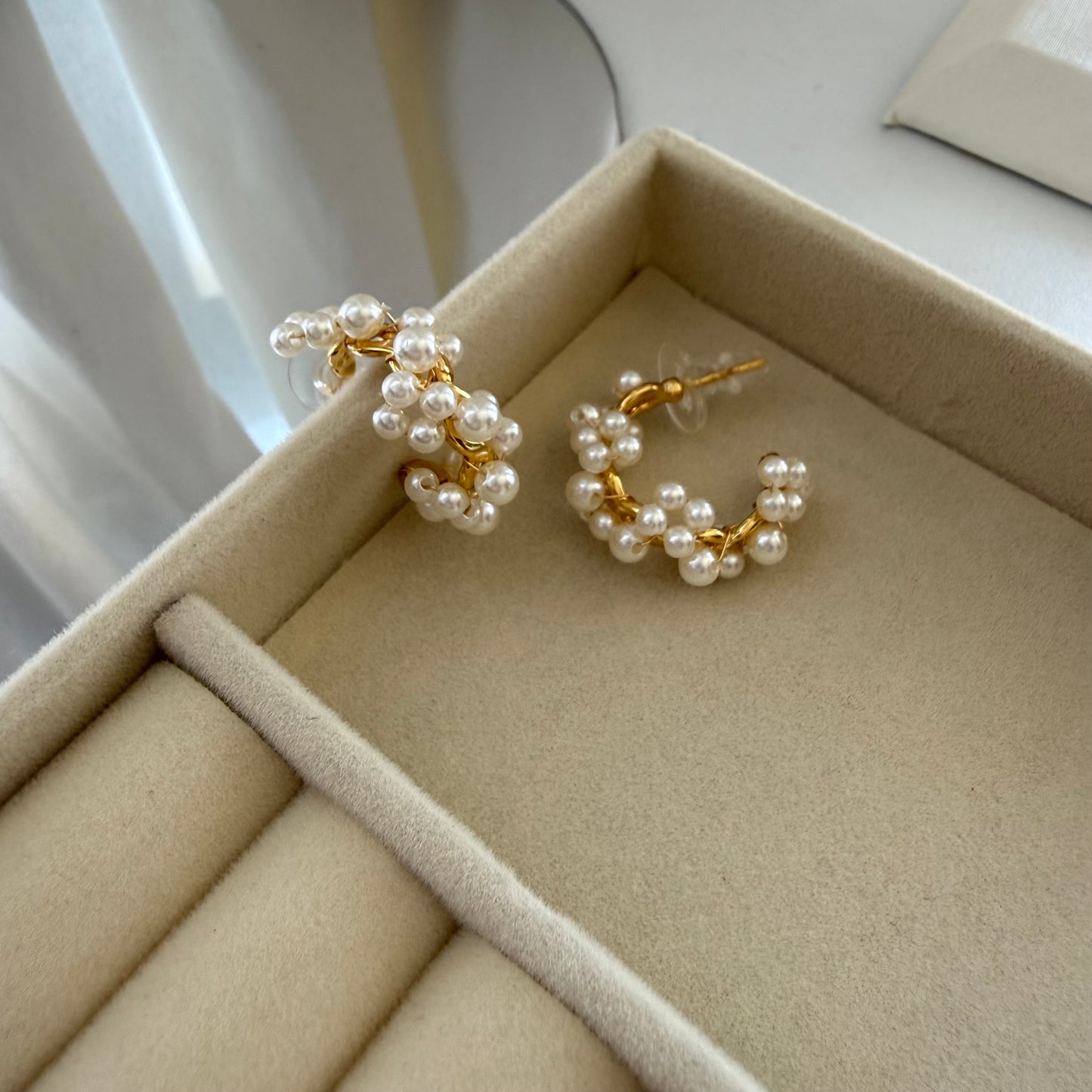 Pearl Cluster Gold Hoop Earrings