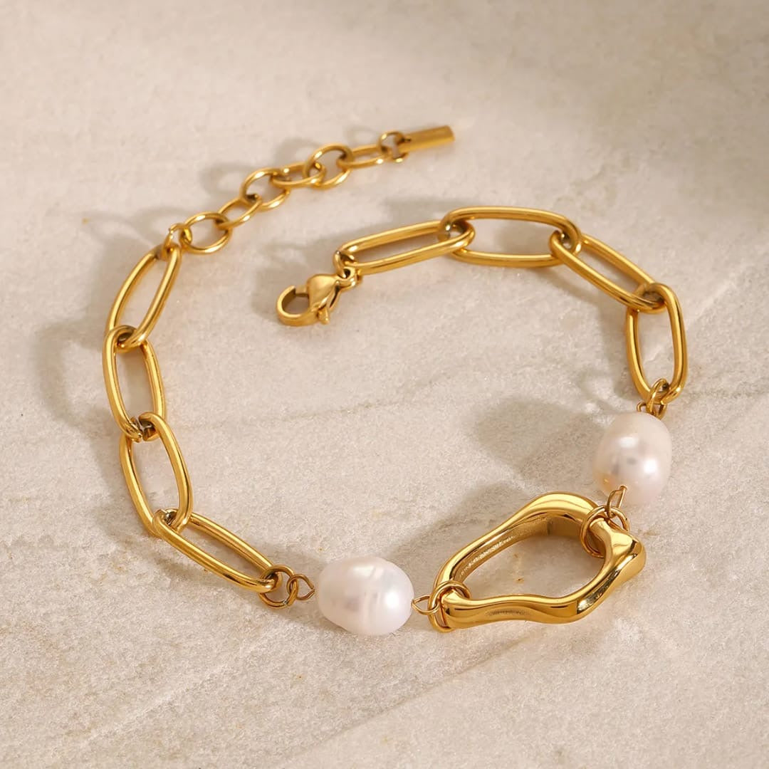 Pearl & Gold Link Bracelet