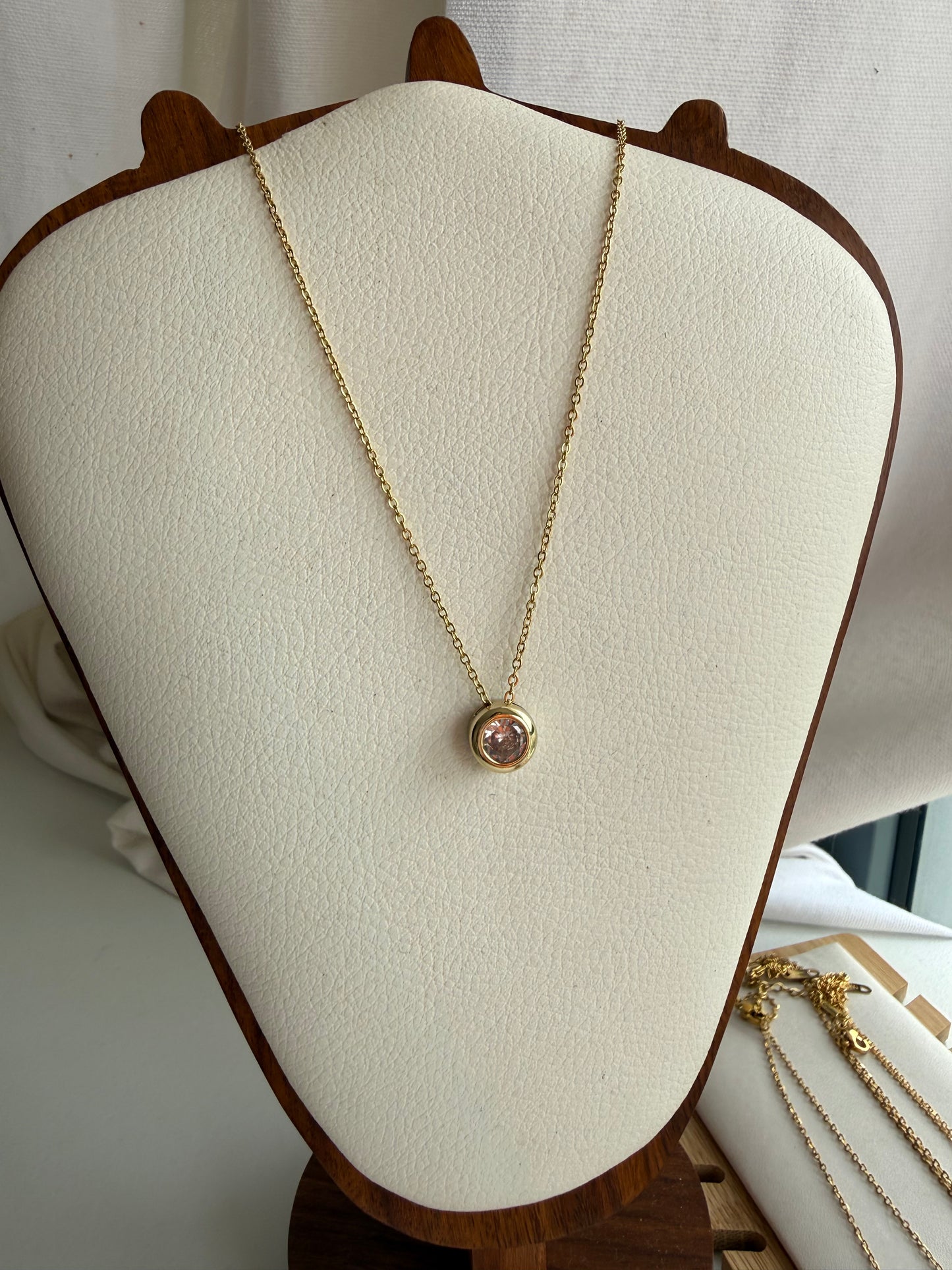 Marie Classic Necklace