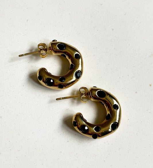 Crescent Black stone hoop