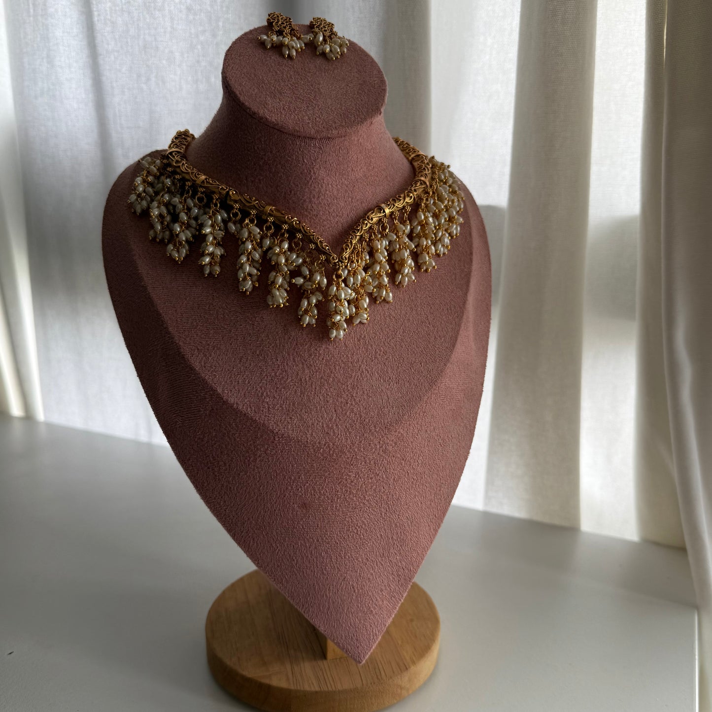 Gold-Plated Pearl Cluster Choker Necklace Set